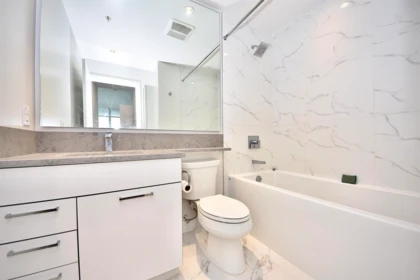 Guest Bathroom Photo of 2405 1788 Gilmore Avenue, Burnaby, BC