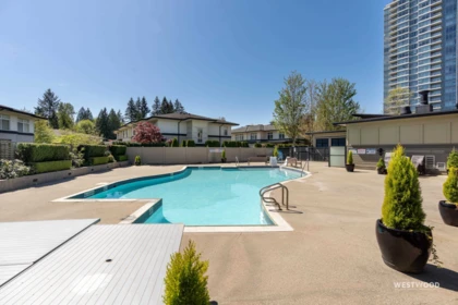 Garden / Landscaping Photo of 2301 3093 Windsor Gate, Coquitlam, BC