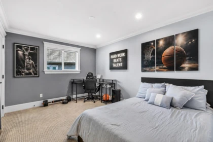 Mudroom Photo of 16332 26b Avenue, Surrey, BC