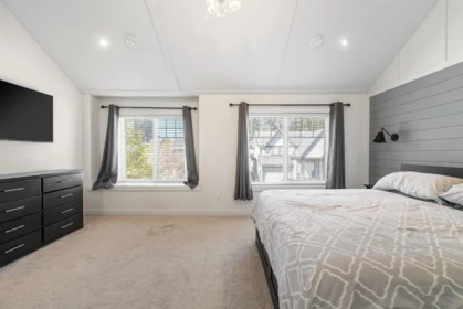 Bedroom 4 Photo of 12502 58a Avenue, Surrey, BC