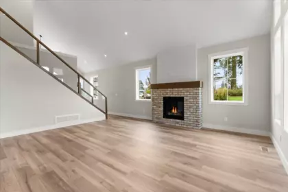 Walk-In Closet Photo of 110 46211 Promontory Road, Chilliwack, BC
