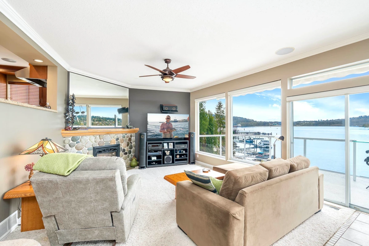 Dining Area Photo of 4705 Belcarra Bay Road, Belcarra, BC