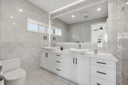 Guest Bathroom Photo of 8061 11th Avenue, Burnaby, BC