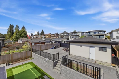 Hot Tub / Spa Photo of 8061 11th Avenue, Burnaby, BC