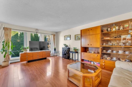 Primary Bedroom Photo of 7266 17th Avenue, Burnaby, BC