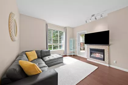 209 270 Francis Way, New Westminster, BC, New Westminster — Apartment/Condo for sale