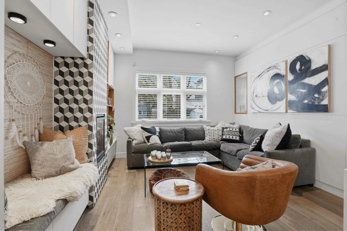 Family Room Photo of 73 E 27th Avenue, Vancouver, BC