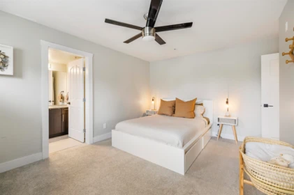 Primary Bedroom Photo of 320 2565 Campbell Avenue, Abbotsford, BC