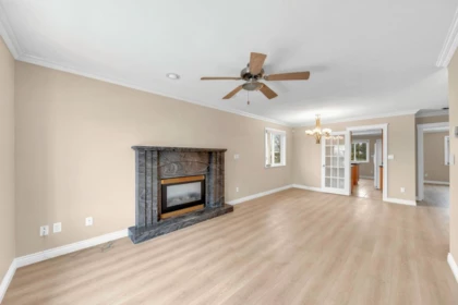 Entry Foyer Photo of 6698 Union Street, Burnaby, BC