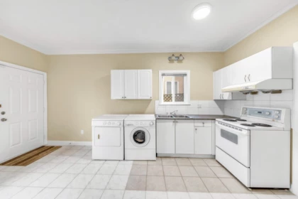Kitchen Photo of 6698 Union Street, Burnaby, BC