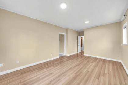 Walk-In Closet Photo of 6698 Union Street, Burnaby, BC