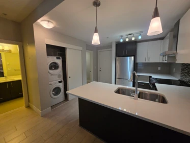 204 2460 Kelly Avenue, Port Coquitlam, BC, Port Coquitlam — Apartment/Condo for sale
