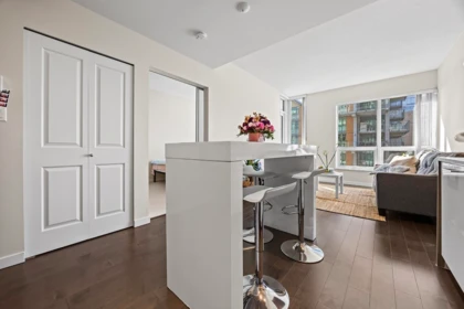 1206 5728 Berton Avenue, Vancouver, BC, Vancouver — Apartment/Condo for sale
