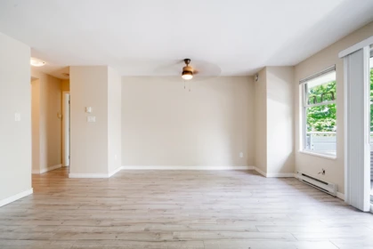 Kitchen Photo of 204 3183 Esmond Avenue, Burnaby, BC