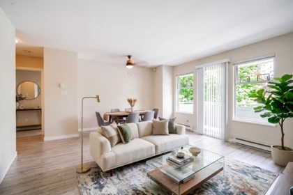 204 3183 Esmond Avenue, Burnaby, BC, Burnaby — Apartment/Condo for sale