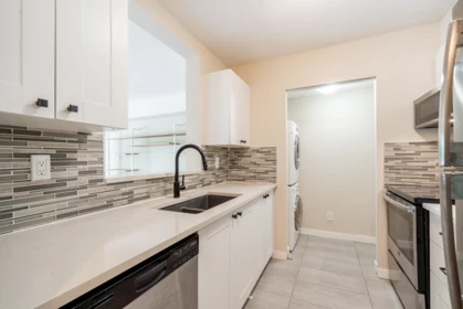 Primary Bedroom Photo of 204 3183 Esmond Avenue, Burnaby, BC
