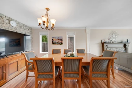 Breakfast Nook Photo of 15023 21b Avenue, Surrey, BC