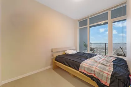 Bedroom 2 Photo of 1304 1320 Chesterfield Avenue, North Vancouver, BC