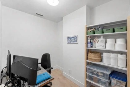 Loft / Bonus Room Photo of 403 2780 Valley Centre Avenue, North Vancouver, BC