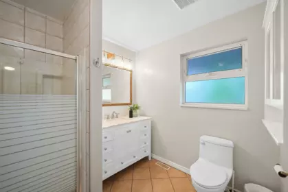 Powder Room Photo of 21831 44a Avenue, Langley, BC