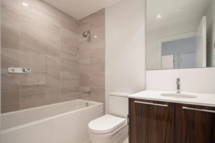 Primary Bathroom Photo of 103 6688 Pearson Way, Richmond, BC