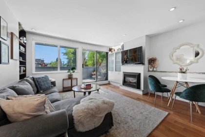Breakfast Nook Photo of 104 1512 Yew Street, Vancouver, BC