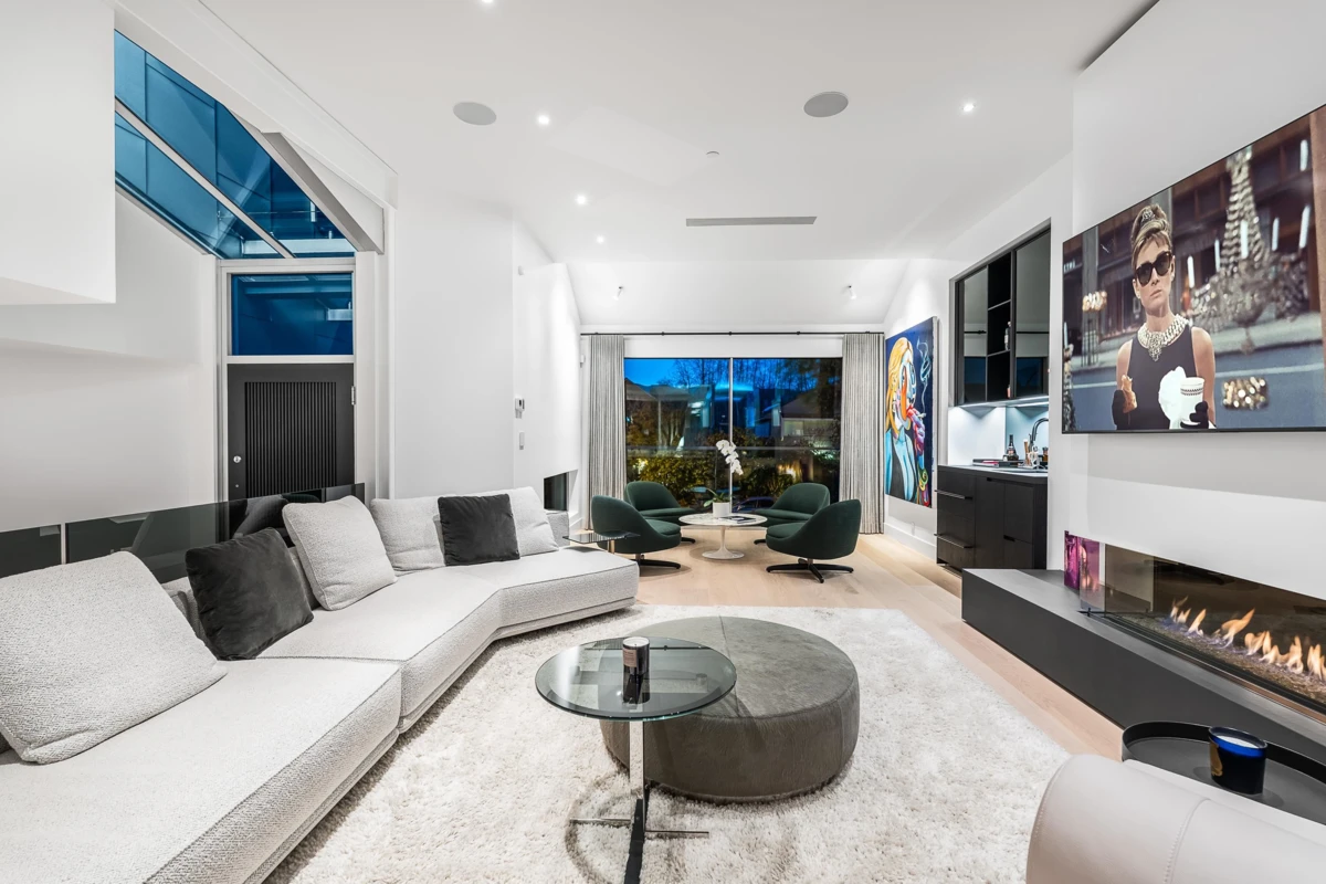Family Room Photo of 4416 W 1st Avenue, Vancouver, BC