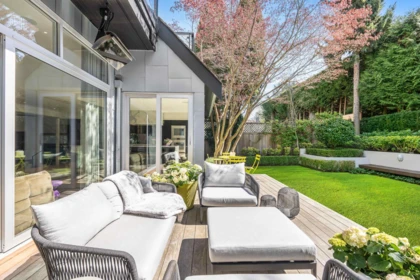 Swimming Pool Photo of 4416 W 1st Avenue, Vancouver, BC
