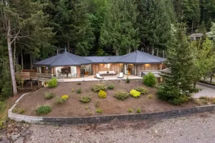 Community Amenities Photo (Clubhouse) of 6357 Pirate Lane, Harrison Hot Springs, BC