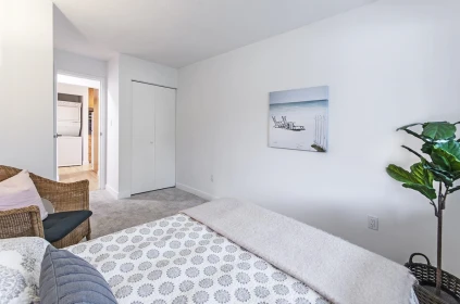 Basement Recreation Room Photo of 303 1610 Chesterfield Avenue, North Vancouver, BC
