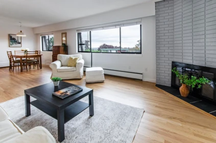 303 1610 Chesterfield Avenue, North Vancouver, BC, North Vancouver — Apartment/Condo for sale