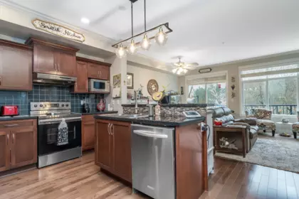 Kitchen Photo of 68 11282 Cottonwood Drive, Maple Ridge, BC