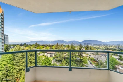 1103 4567 Hazel Street, Burnaby, BC, Burnaby — Apartment/Condo for sale