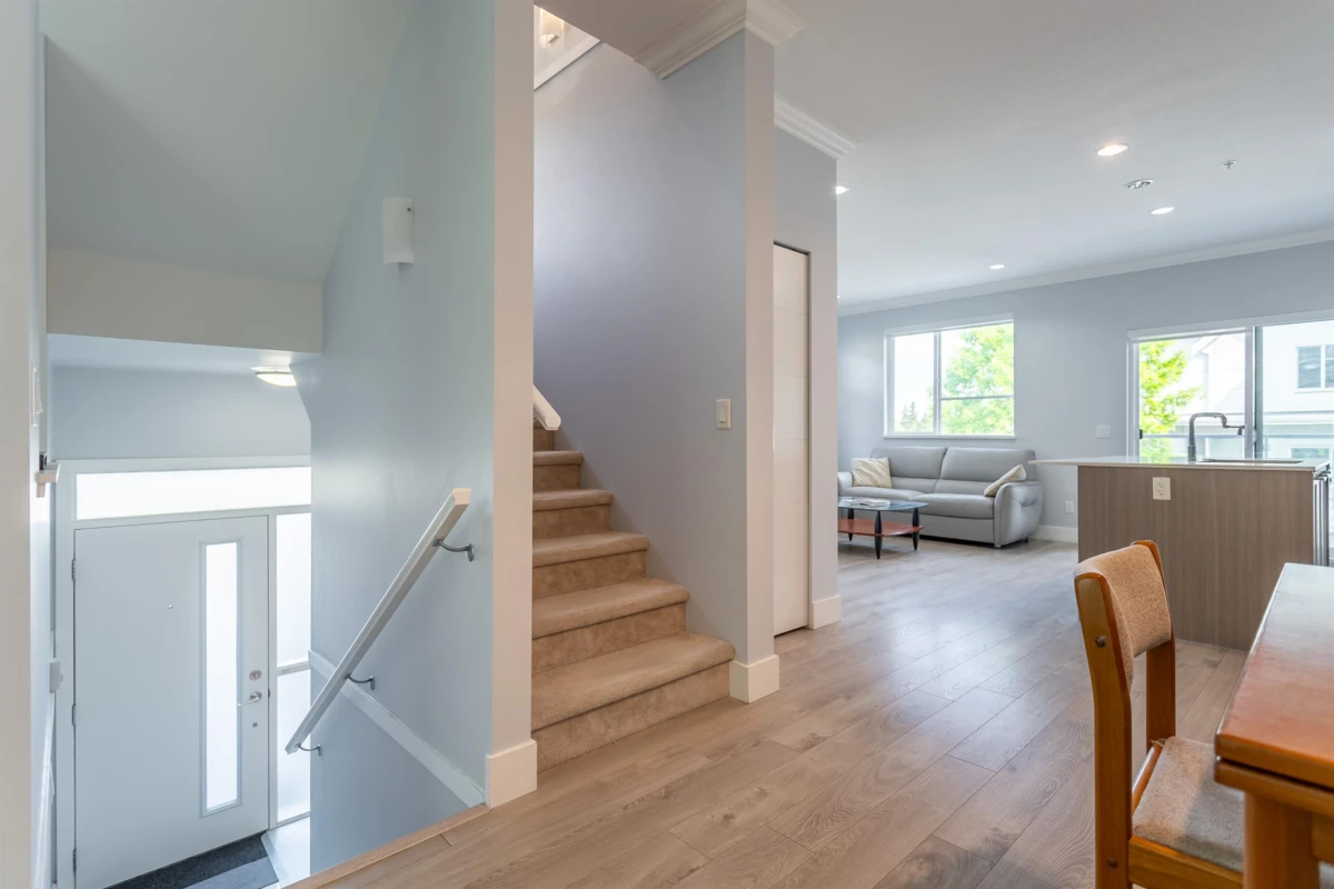Family Room Photo of 1 2978 159 Street, Surrey, BC
