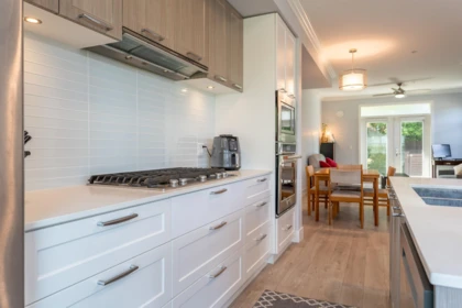 Kitchen Island Photo of 1 2978 159 Street, Surrey, BC