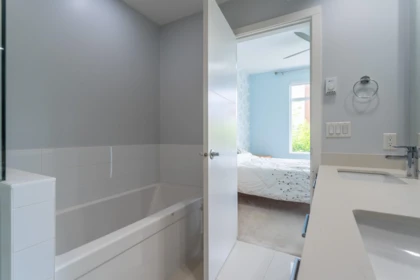 Laundry Room Photo of 1 2978 159 Street, Surrey, BC