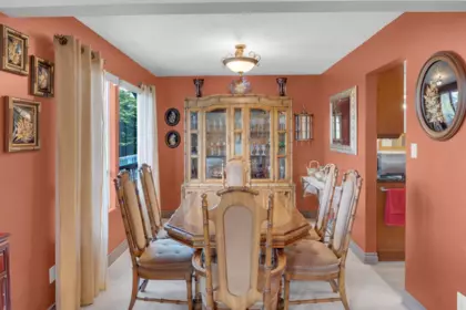 Entry Foyer Photo of 9262 213 Street, Langley, BC