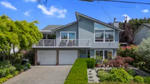 9262 213 Street, Langley, BC