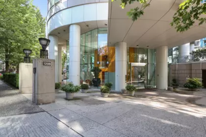 1203 1200 Alberni Street, Vancouver, BC, Vancouver — Apartment/Condo for sale