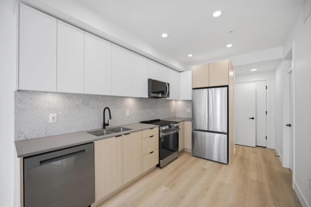 Dining Area Photo of 512 13455 94a Avenue, Surrey, BC