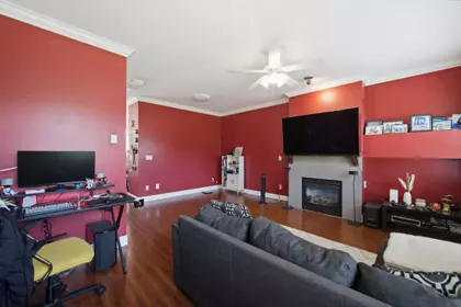 Breakfast Nook Photo of 15 19560 68 Avenue, Surrey, BC