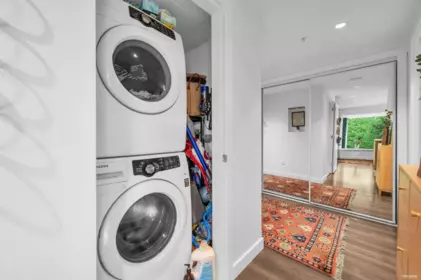 Powder Room Photo of 201 608 Belmont Street, New Westminster, BC