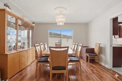 Kitchen Island Photo of 716 Crane Place, New Westminster, BC