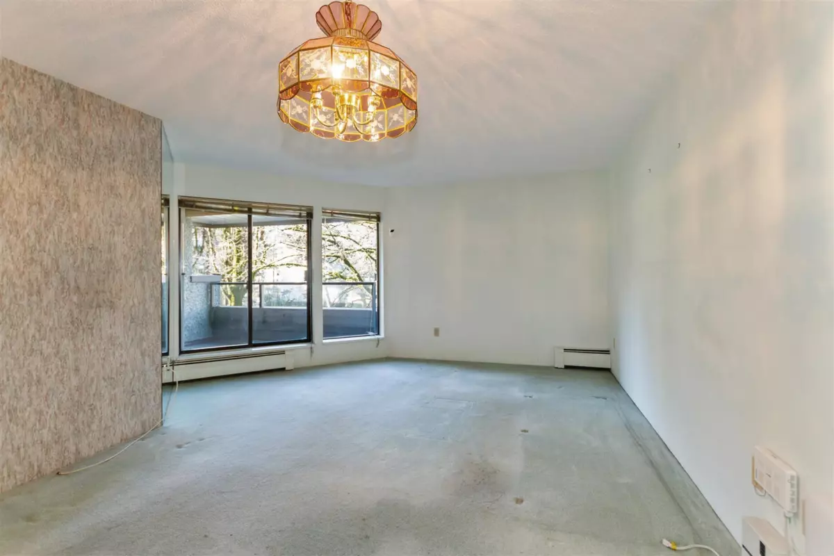 Dining Area Photo of 219 8460 Ackroyd Road, Richmond, BC