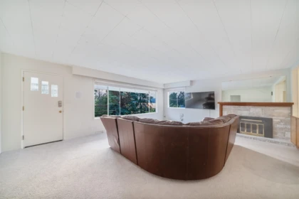 Kitchen Photo of 5258 Sunshine Coast Highway, Sechelt, BC