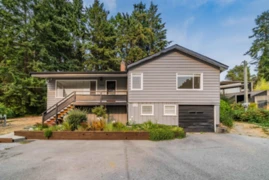 5258 Sunshine Coast Highway, Sechelt, BC
