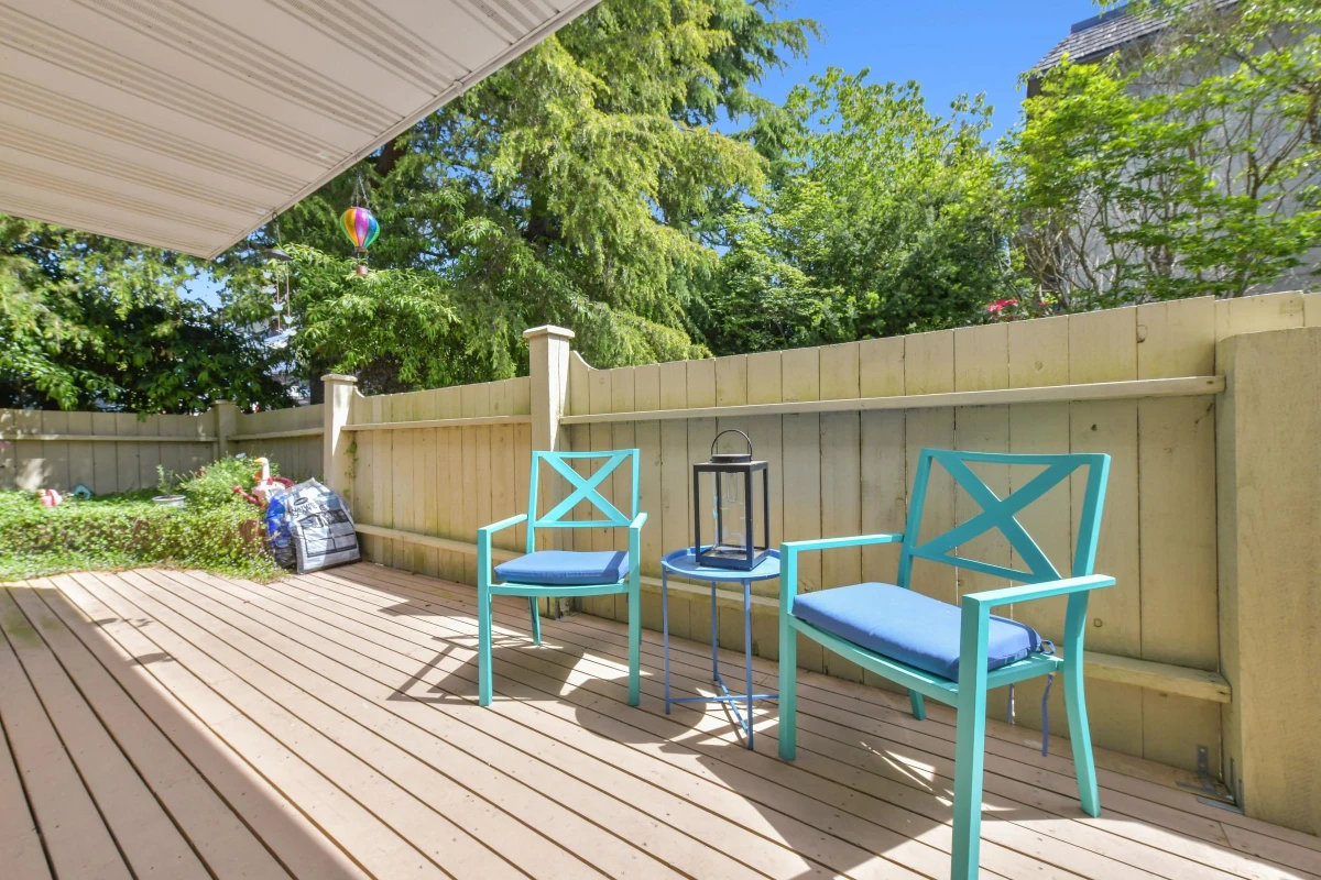 Dining Area Photo of 206 15010 Roper Avenue, Surrey, BC