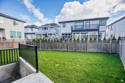 Office / Den Photo of 7080 192a Street, Surrey, BC