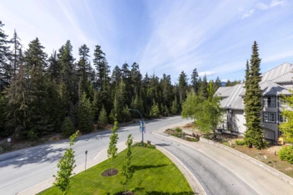 310 4557 Blackcomb Way, Whistler, BC, Whistler — Apartment/Condo for sale