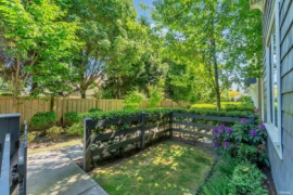 129 15850 85 Avenue, Surrey, BC